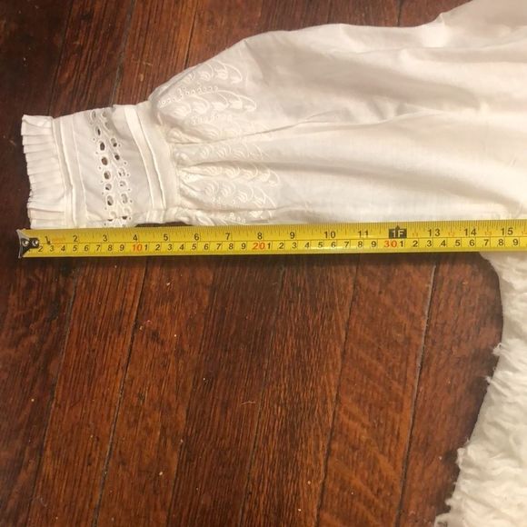 Yvonne & Love dress - Picture 8 of 11